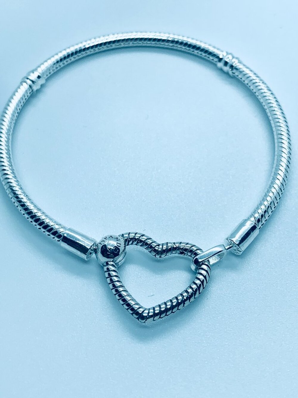 Pandora Moments Heart Closure Snake Chain Bracelet 599539C00